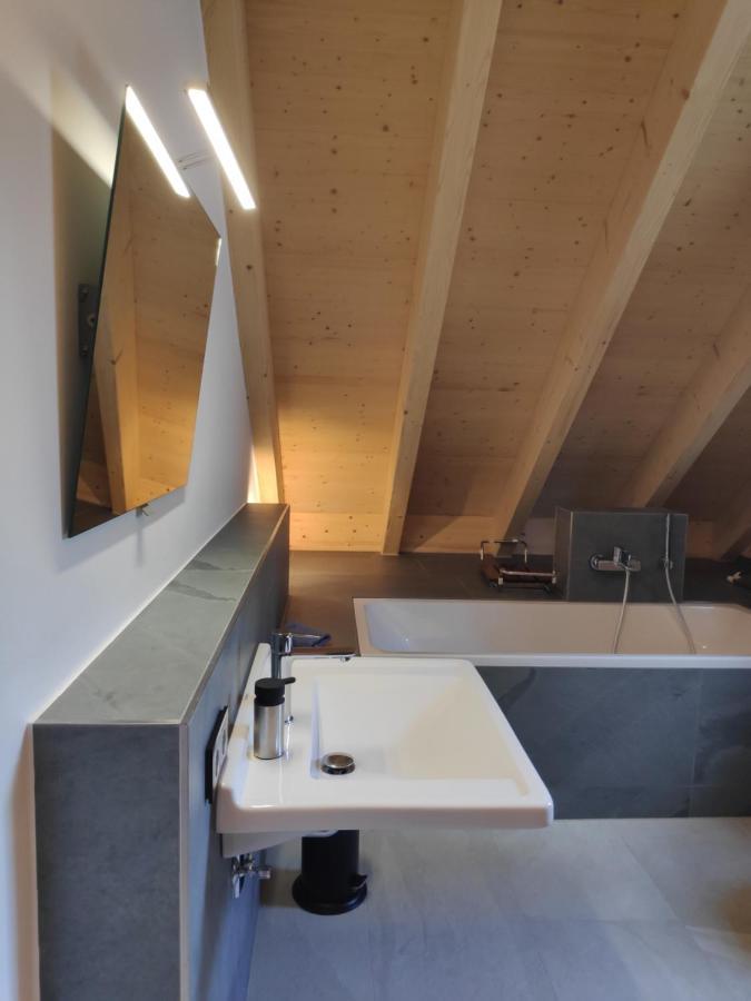 Ferienwohnungen Und Zimmer In Reutlingen-Goenningen Kültér fotó