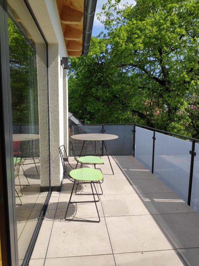 Ferienwohnungen Und Zimmer In Reutlingen-Goenningen Kültér fotó