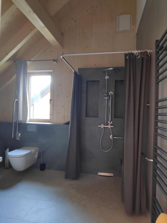 Ferienwohnungen Und Zimmer In Reutlingen-Goenningen Kültér fotó