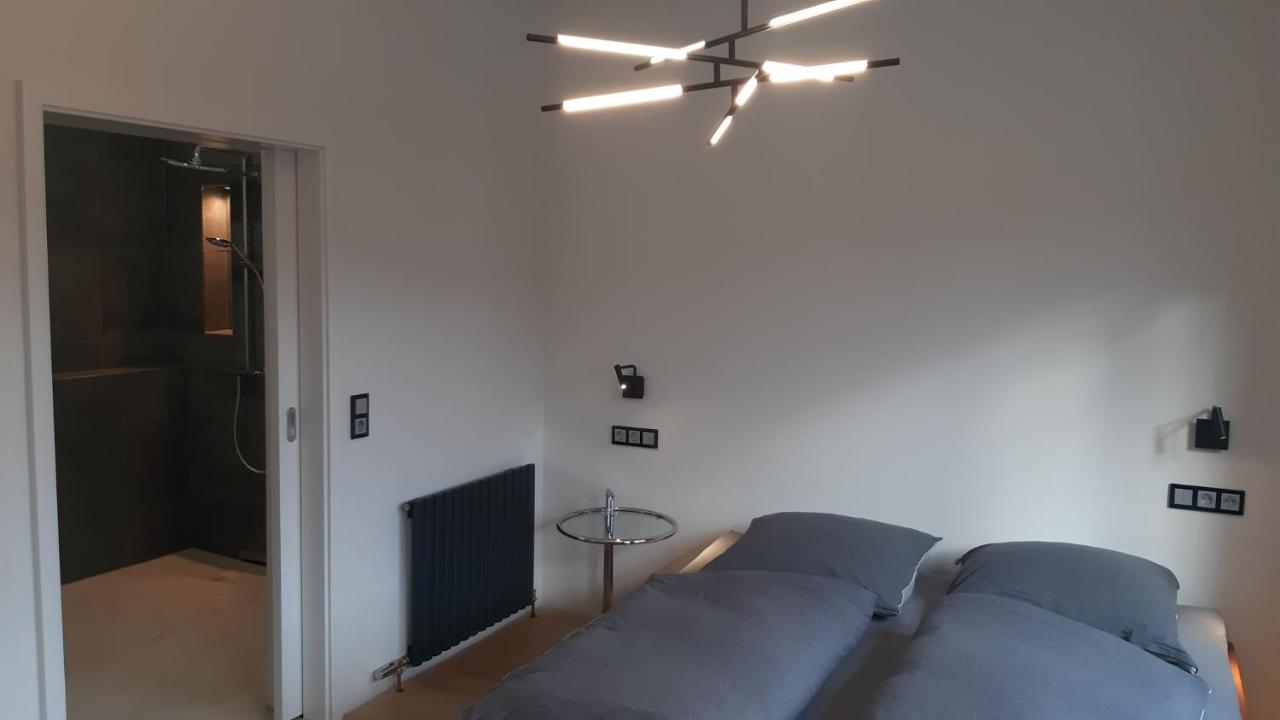 Ferienwohnungen Und Zimmer In Reutlingen-Goenningen Kültér fotó