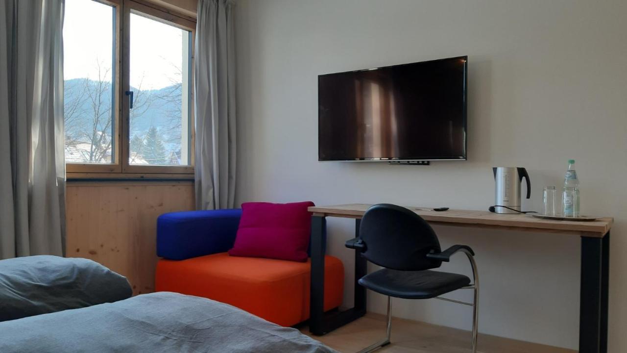 Ferienwohnungen Und Zimmer In Reutlingen-Goenningen Kültér fotó