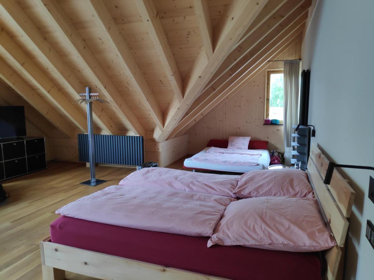 Ferienwohnungen Und Zimmer In Reutlingen-Goenningen Kültér fotó