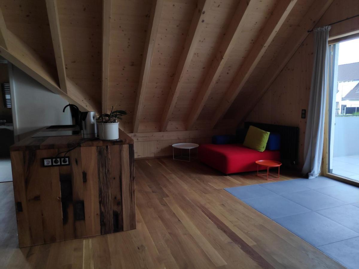 Ferienwohnungen Und Zimmer In Reutlingen-Goenningen Kültér fotó