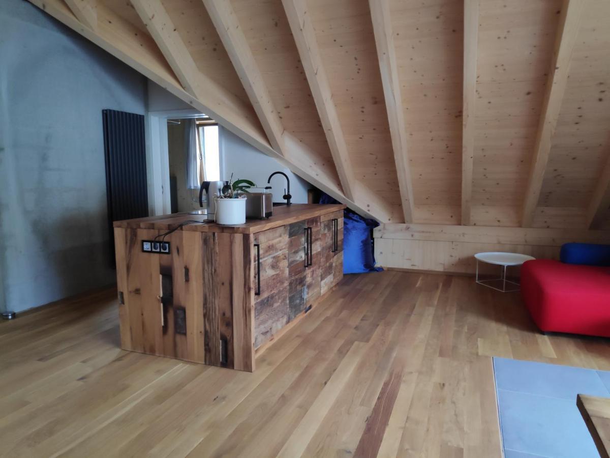 Ferienwohnungen Und Zimmer In Reutlingen-Goenningen Kültér fotó